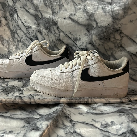 Nike Airforce - Picture 3 of 4